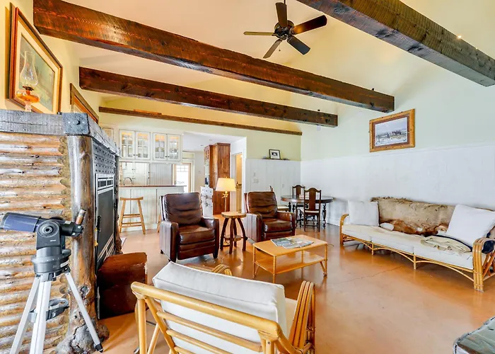 'the Barn At Dancing Deer Ranch' In Bedford