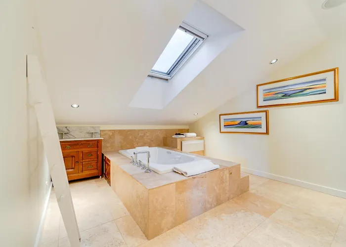 'the Barn At Dancing Deer Ranch' In Bedford Holiday home