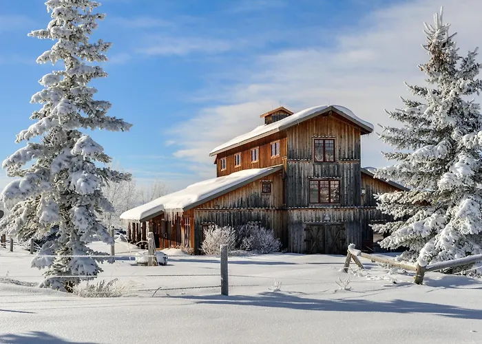 'the Barn At Dancing Deer Ranch' In Bedford